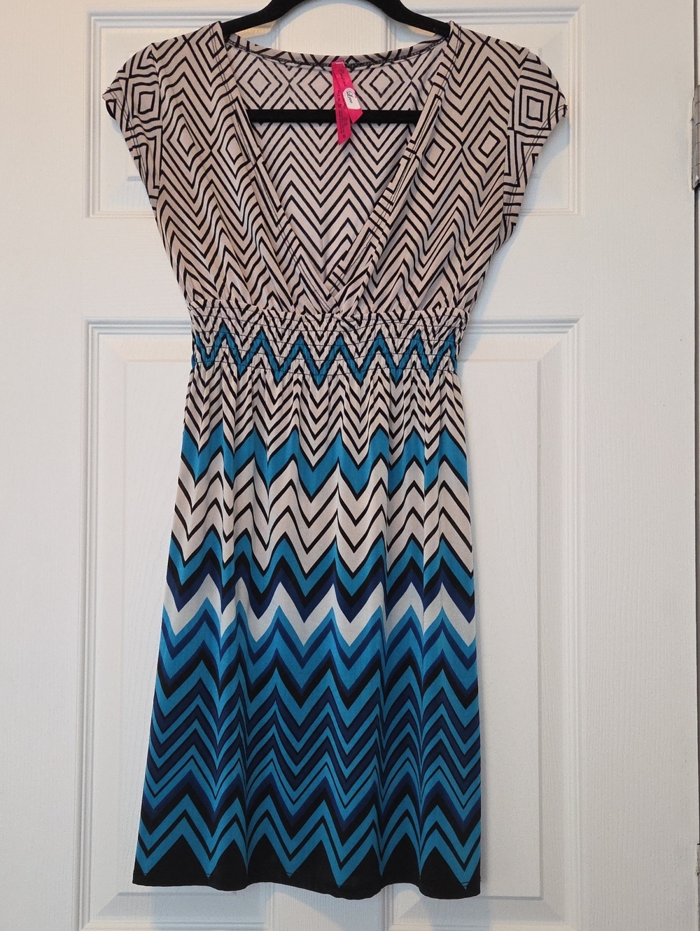 Women's Chevron V-Neck Blue Pattern Dress